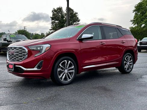 Certified 2020 GMC Terrain Denali w/ Denali Premium Package AWD/4WD image 2