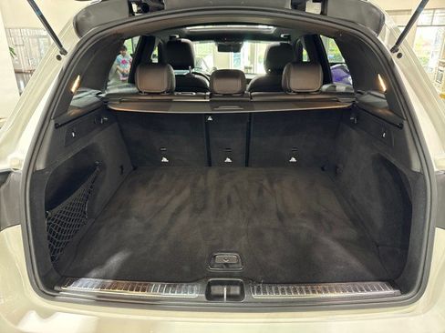 Used 2020 Mercedes-Benz GLC 300 4MATIC image 14