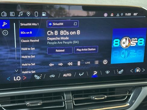 Used 2024 Chevrolet Equinox EV RS image 22