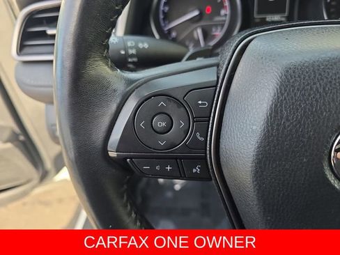 Used 2023 Toyota Camry SE image 17