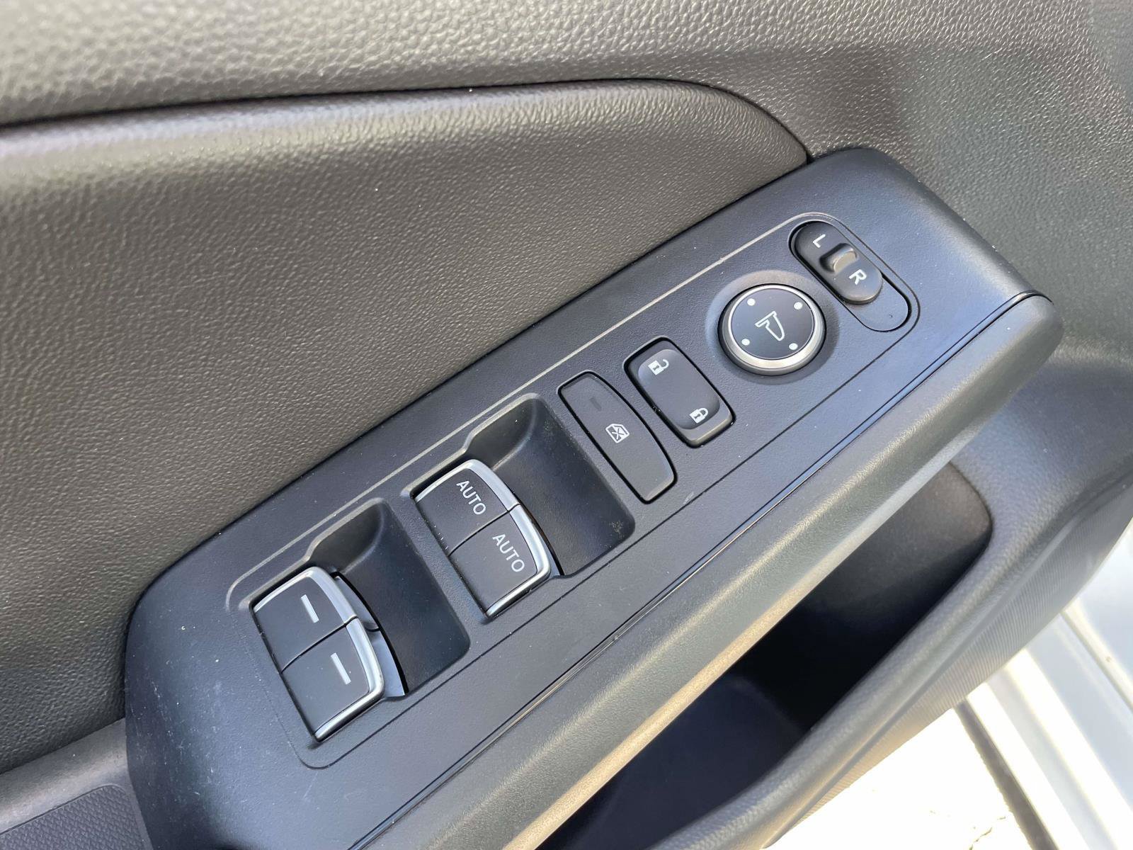 Used 2024 Honda Civic EX-L image 6