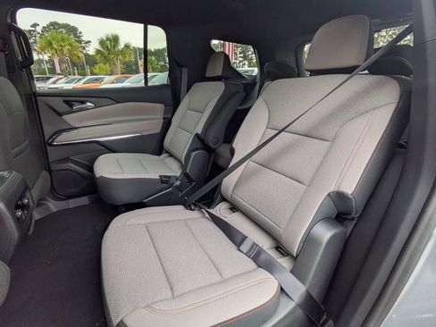 New 2026 Chevrolet Traverse LT w/ Driver Confidence Package FWD image 16