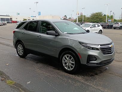 Used 2024 Chevrolet Equinox LS w/ LS Convenience Package