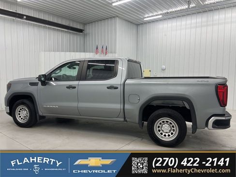 Used 2023 GMC Sierra 1500 Pro w/ Pro Value Package AWD/4WD image 5
