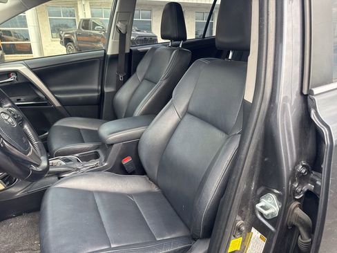 Used 2016 Toyota RAV4 Limited image 7