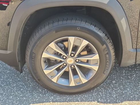 Certified 2025 Chevrolet Equinox LT w/ Convenience Package II AWD/4WD image 29