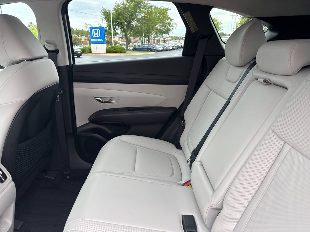 Certified 2025 Hyundai Tucson SEL AWD/4WD image 20