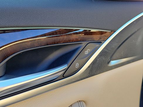 Used 2018 BMW 530i xDrive w/ Premium Package image 20