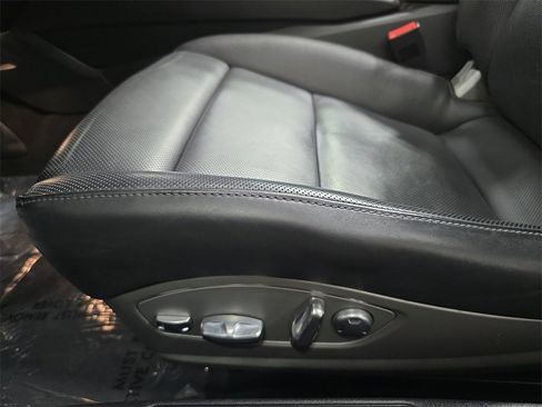 Used 2019 Porsche 911 Turbo image 23