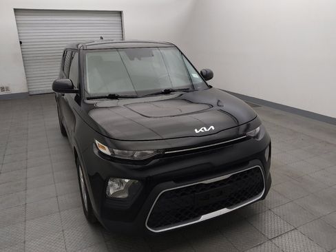 Used 2022 Kia Soul LX w/ Technology Package FWD image 14