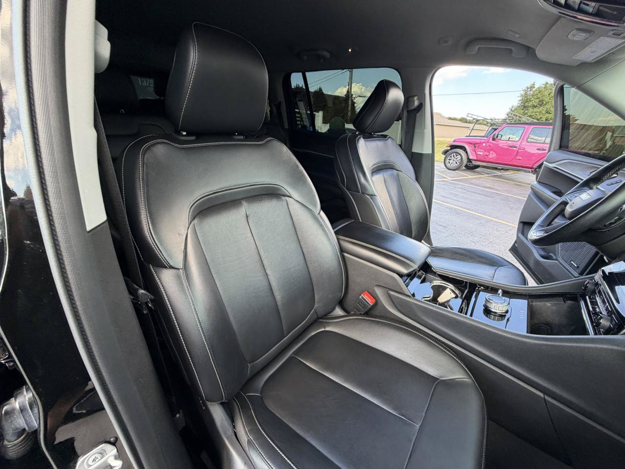Used 2021 Jeep Grand Cherokee L Limited AWD/4WD image 45