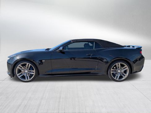 Used 2018 Chevrolet Camaro SS w/ LPO, Ground Effects Package RWD image 2