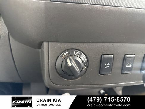 Used 2011 Nissan Xterra PRO-4X w/ Pro-4x Leather Pkg image 25