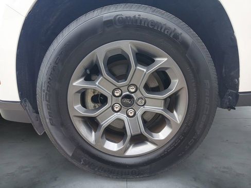 Used 2024 Ford Maverick XLT FWD image 14