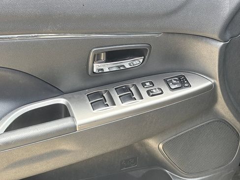 Used 2024 Mitsubishi Outlander Sport AWD image 16