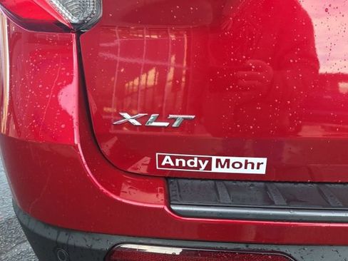 Used 2023 Ford Explorer XLT w/ Equipment Group 202A image 9