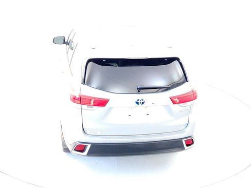 Certified 2019 Toyota Highlander Limited image 17