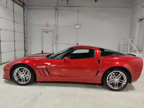 Used 2012 Chevrolet Corvette Grand Sport w/ 3LT Preferred Equipment Group image 15