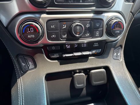 Used 2020 Chevrolet Tahoe LT AWD/4WD image 35
