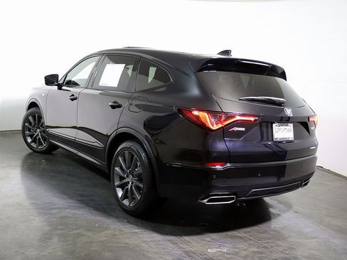 Used 2025 Acura MDX A-Spec image 2