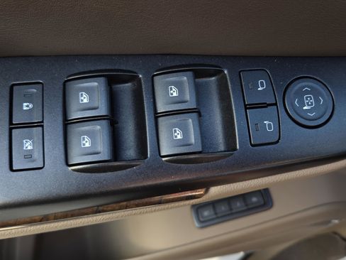 Used 2019 Chevrolet Tahoe LT image 33