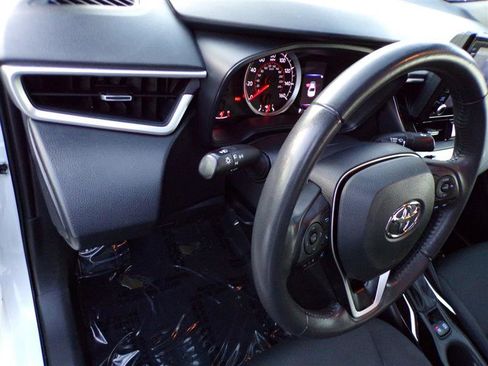 Used 2022 Toyota Corolla SE image 36