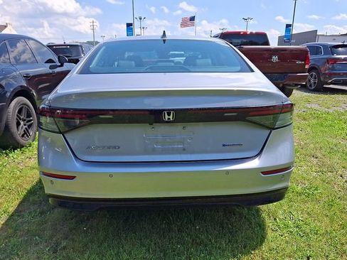 Used 2023 Honda Accord EX-L image 7