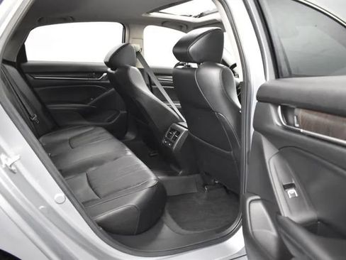 Used 2021 Honda Accord EX-L image 17