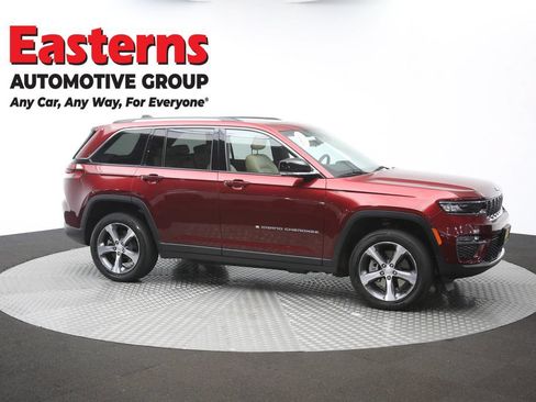 Used 2023 Jeep Grand Cherokee 4WD 4xe w/ Luxury Tech Group II image 49