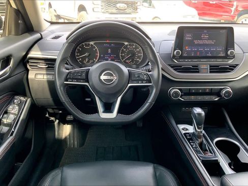 Used 2023 Nissan Altima 2.5 SR image 6
