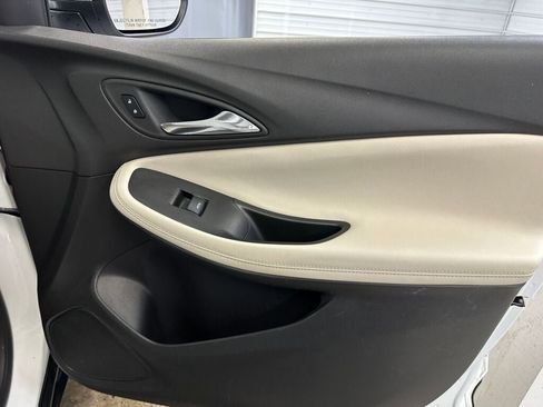 Certified 2022 Buick Encore GX Select image 30