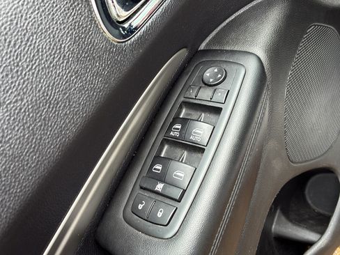 Used 2017 Dodge Durango SXT w/ Quick Order Package 23B AWD/4WD image 21