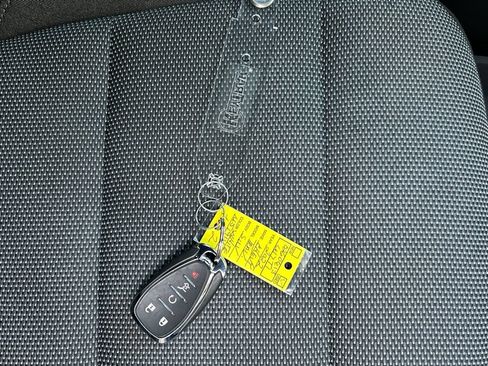 Used 2022 Chevrolet Traverse LT w/ LPO, Floor Liner Package AWD/4WD image 32
