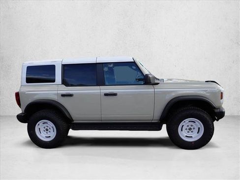 New 2026 Ford Bronco Heritage Edition AWD/4WD image 5