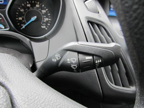 Used 2015 Ford Focus S image 50
