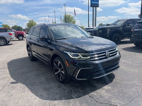 Used 2022 Volkswagen Tiguan SEL R-Line AWD/4WD image 2