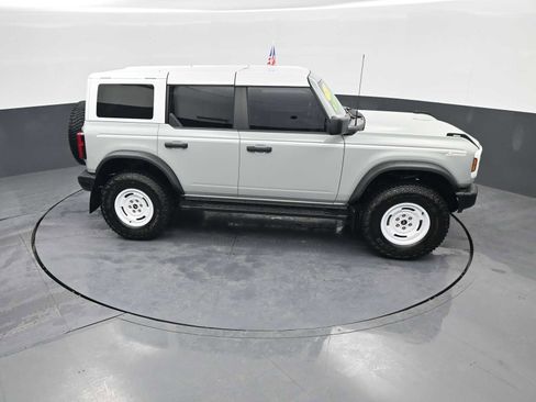 Used 2023 Ford Bronco Heritage Edition image 37