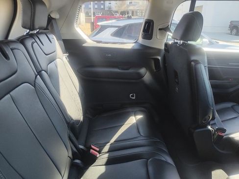 Used 2023 Jeep Grand Cherokee L Limited image 6