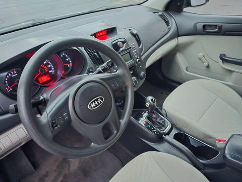 Used 2013 Kia Forte LX image 22