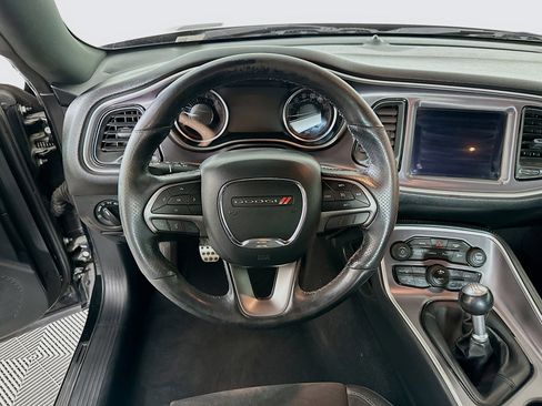 Used 2019 Dodge Challenger R/T Scat Pack RWD image 18