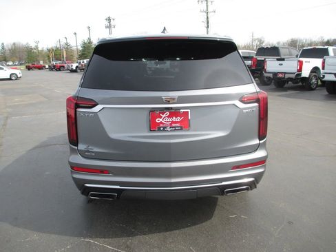 Used 2021 Cadillac XT6 Luxury image 8