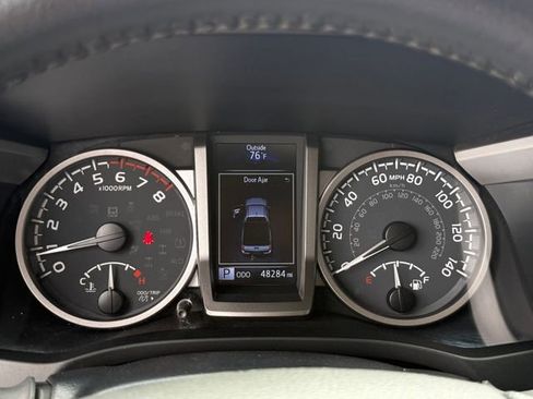 Used 2023 Toyota Tacoma SR5 RWD image 18