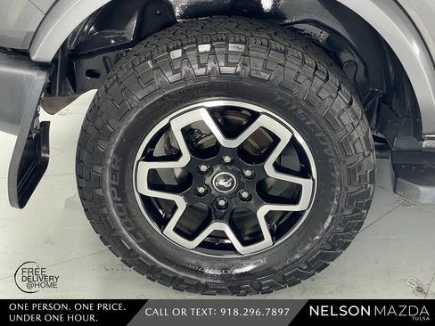 Used 2022 Ford Bronco Outer Banks image 11