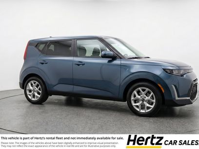 Used 2025 Kia Soul LX w/ LX Technology Package