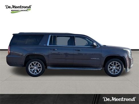 Used 2015 GMC Yukon XL SLT w/ HD Trailering Package image 8