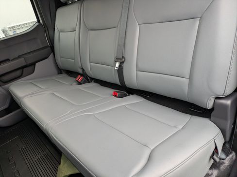 New 2025 Ford F550 4x4 Crew Cab image 27