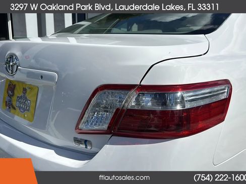 Used 2009 Toyota Camry Hybrid image 14