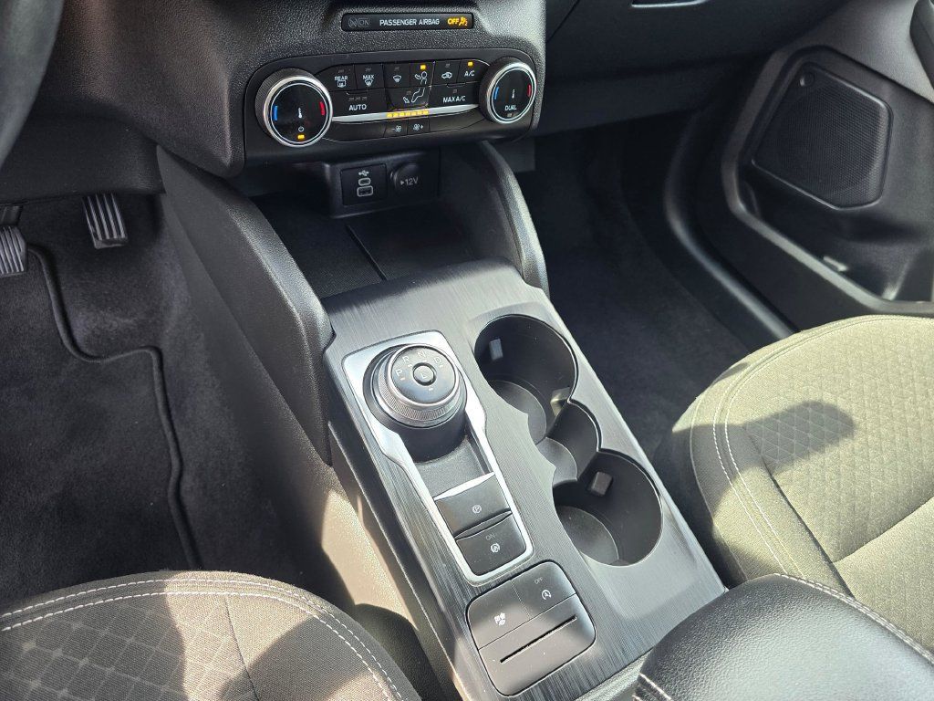 Used 2025 Ford Escape Active AWD/4WD image 22