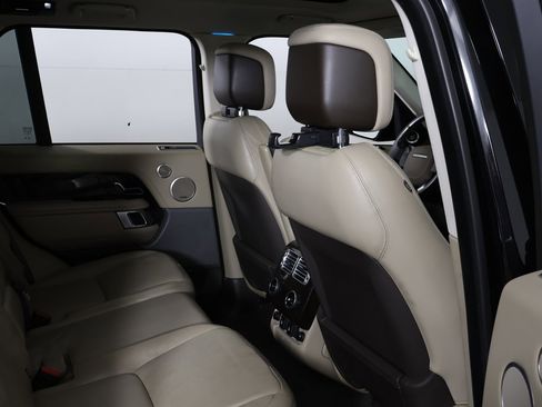 Used 2020 Land Rover Range Rover HSE image 33