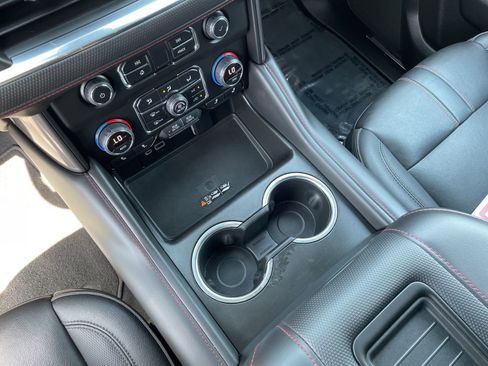 Used 2022 Chevrolet Tahoe RST w/ Sport Performance Package image 19